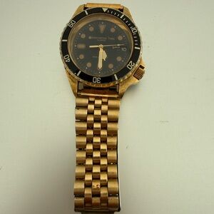 Vintage Innovative Time Quartz Watch Gold Stainless Steel Water-Resistance